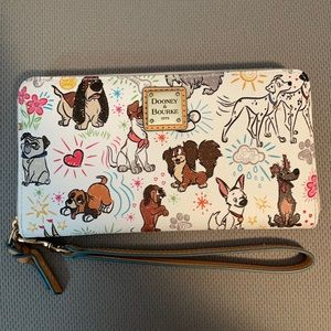 Disney Dooney & Bourke Dogs sketch print wallet